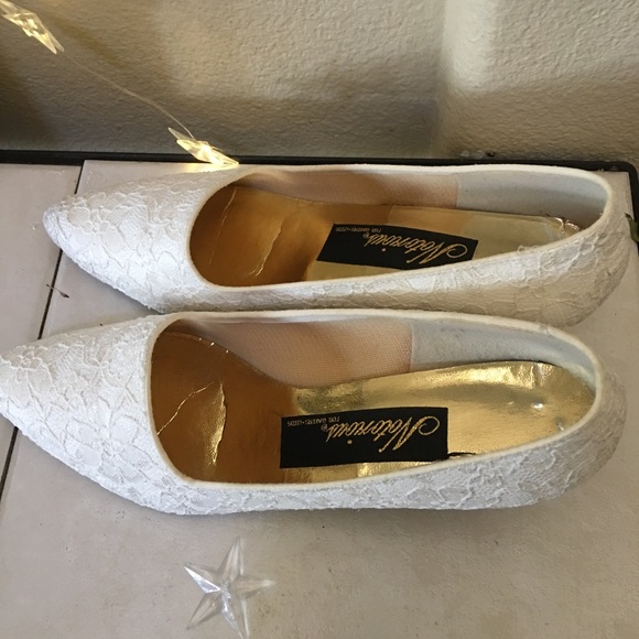 Adrianna Papell White Lace Heels - Picture 5 of 5